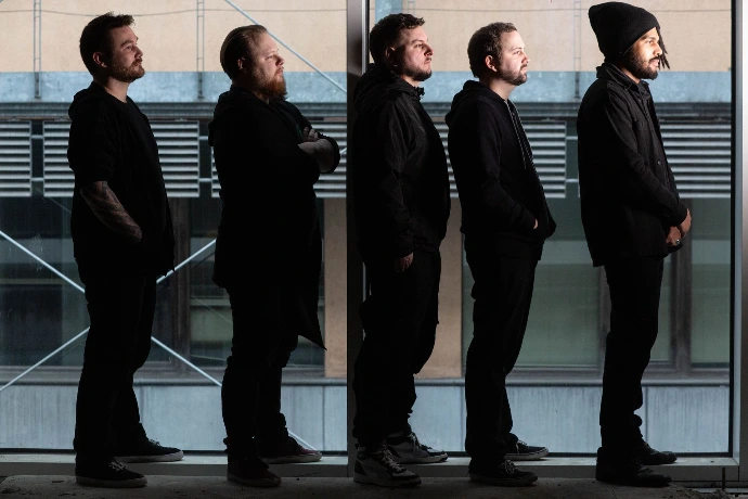 Shooting studio — Laura Patti